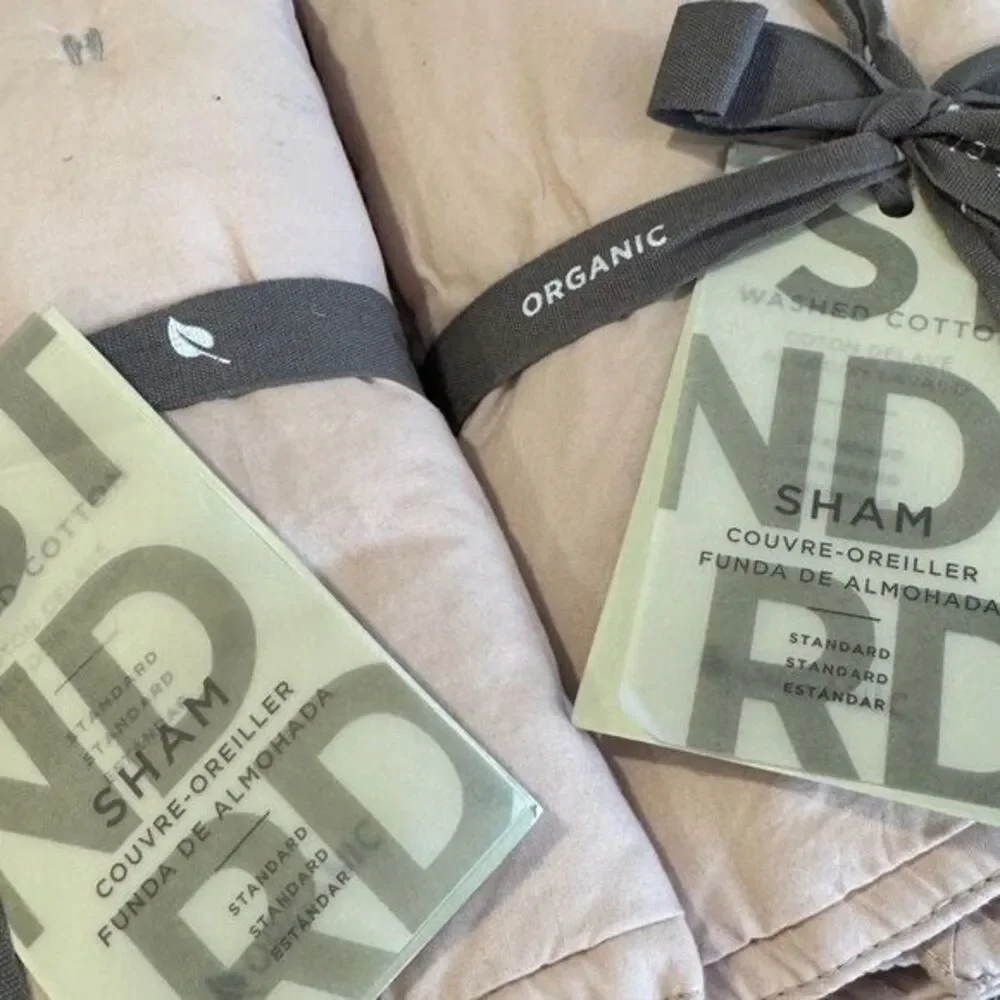 NIP West Elm Pale Light Pink Pleated Grid Organic Cotton Standard Pillow Shams